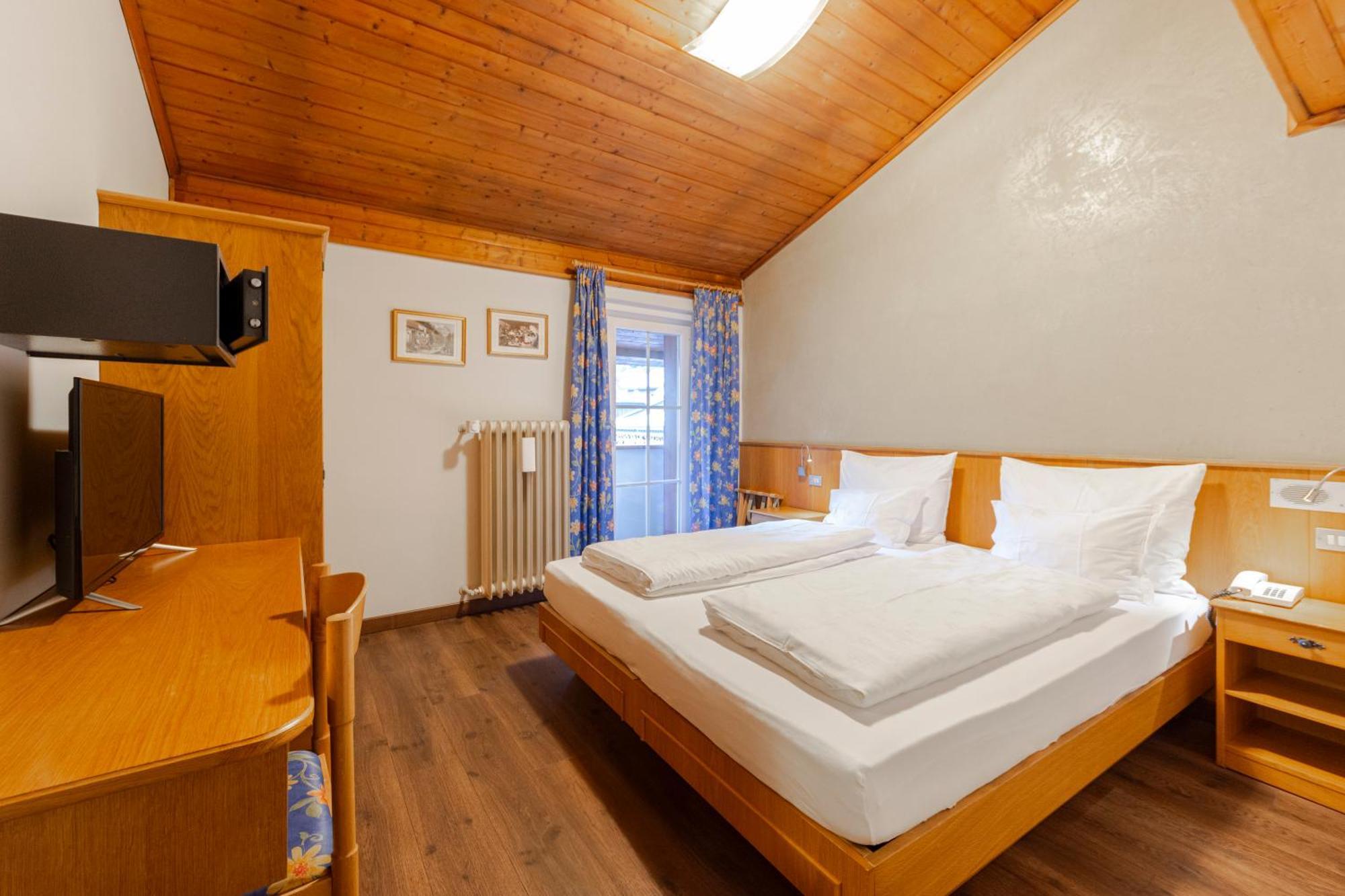 Hotel Stella Moena Eksteriør bilde