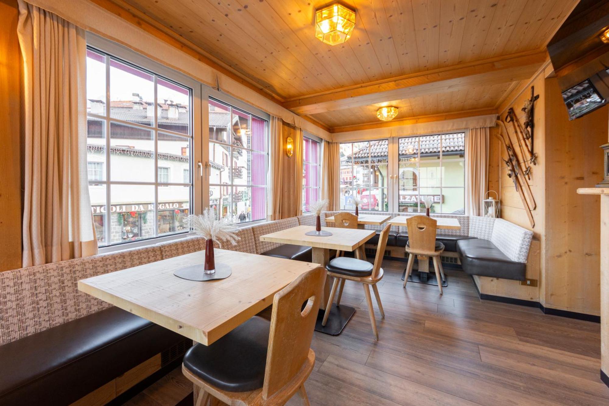 Hotel Stella Moena Eksteriør bilde