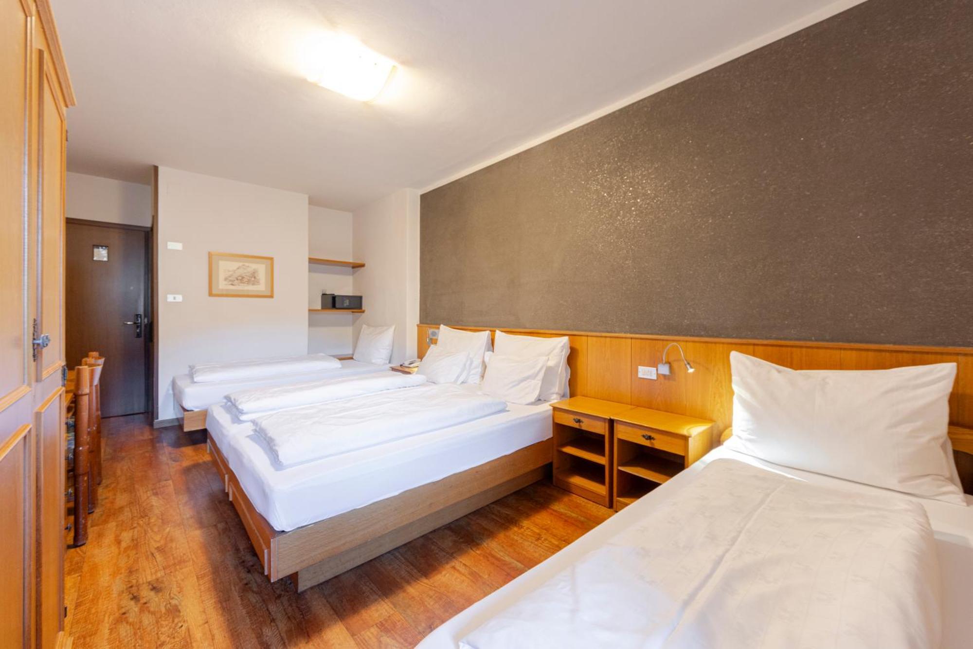 Hotel Stella Moena Eksteriør bilde