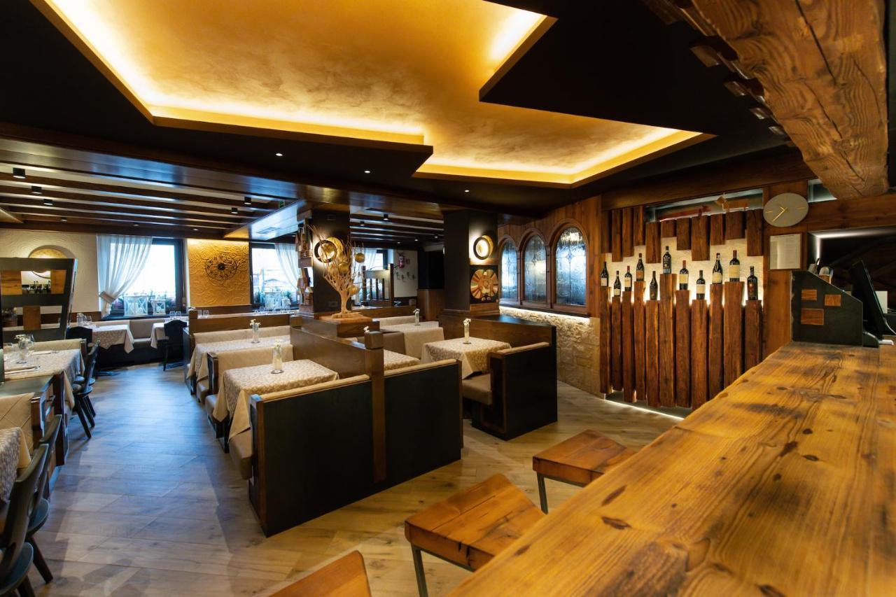 Hotel Stella Moena Eksteriør bilde